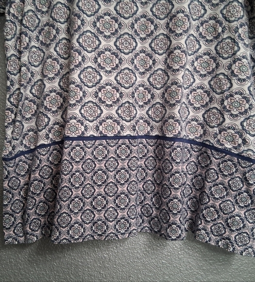 J. Jill Multi Media Floral Design    Size L - Picture 10 of 15